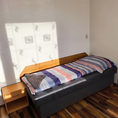 아파트 Fast In The Tlmace 레비체