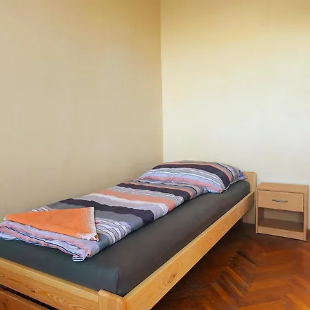 아파트 Fast In The Tlmace 레비체